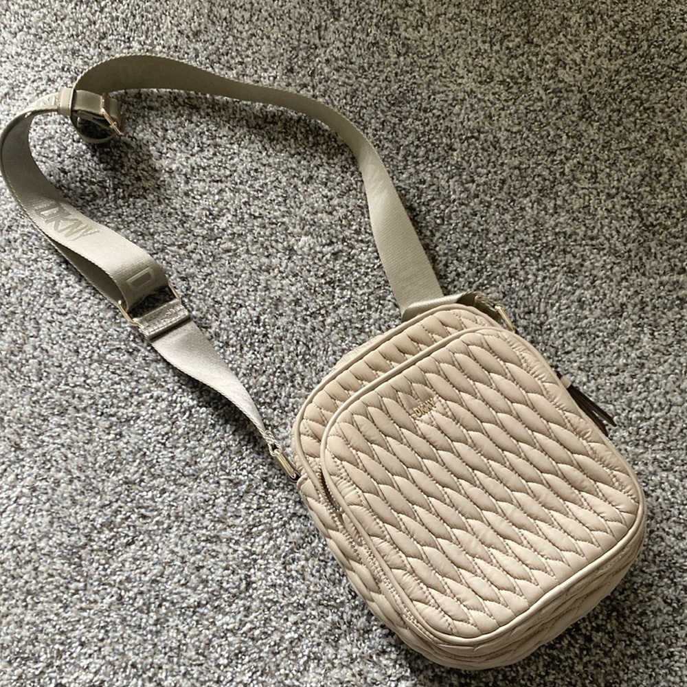 Dkny Cream Quilted Crossbody Bag with Adjustable Strap